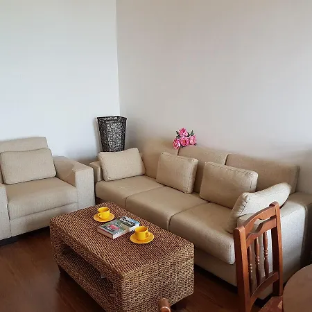аheloy 79 Apartman *