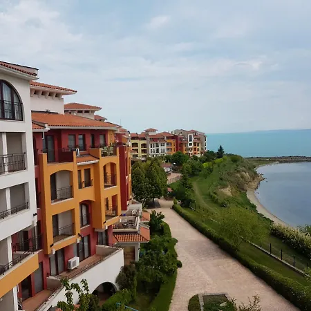 Apartman аheloy 79 *