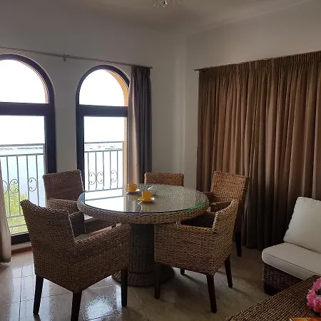 аheloy 79 Apartman *