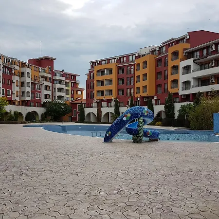 аheloy 79 Apartman *